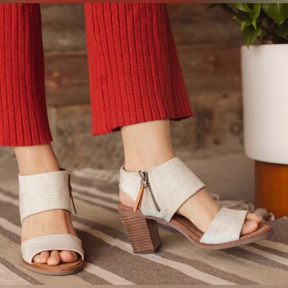 NIB 👡Toms Super Cute Summer Style Majorca Cutout Sandals Size 5.5 - Picture 4 of 5